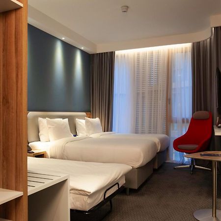 Holiday Inn Express Tbilisi Avlabari By Ihg Exteriör bild