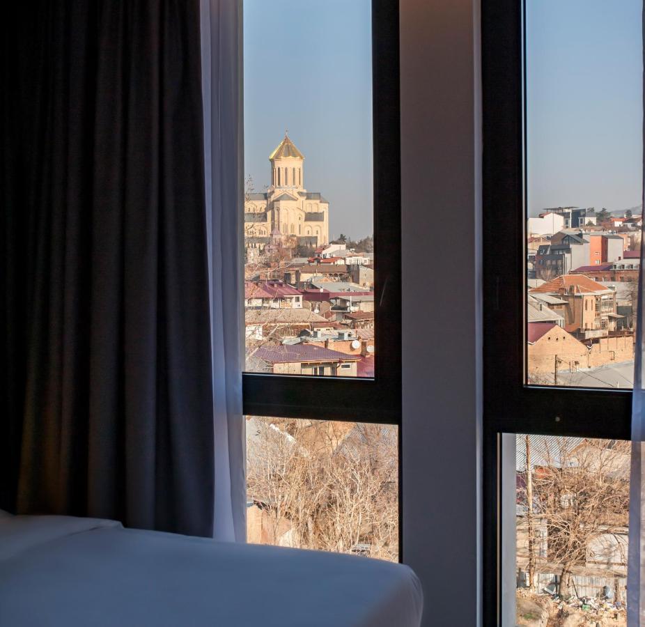 Holiday Inn Express Tbilisi Avlabari By Ihg Exteriör bild