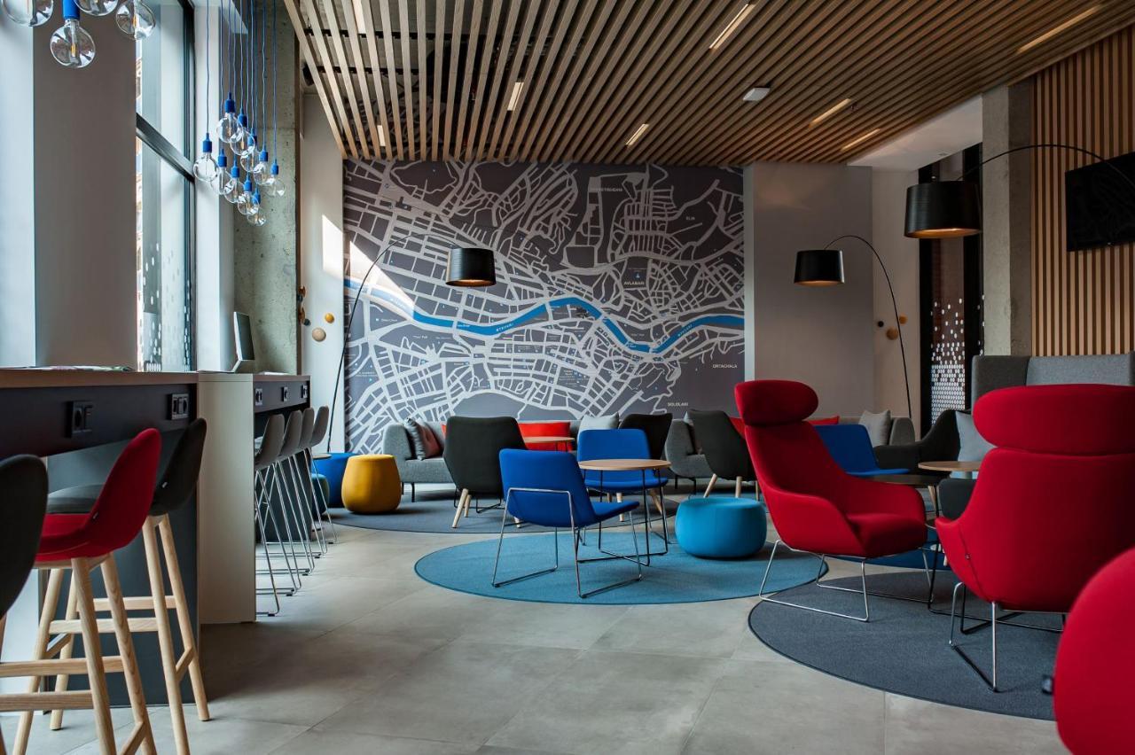 Holiday Inn Express Tbilisi Avlabari By Ihg Exteriör bild